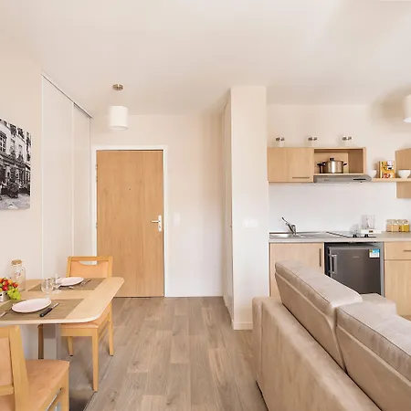 Zenao Hotel apartamentowy 3*